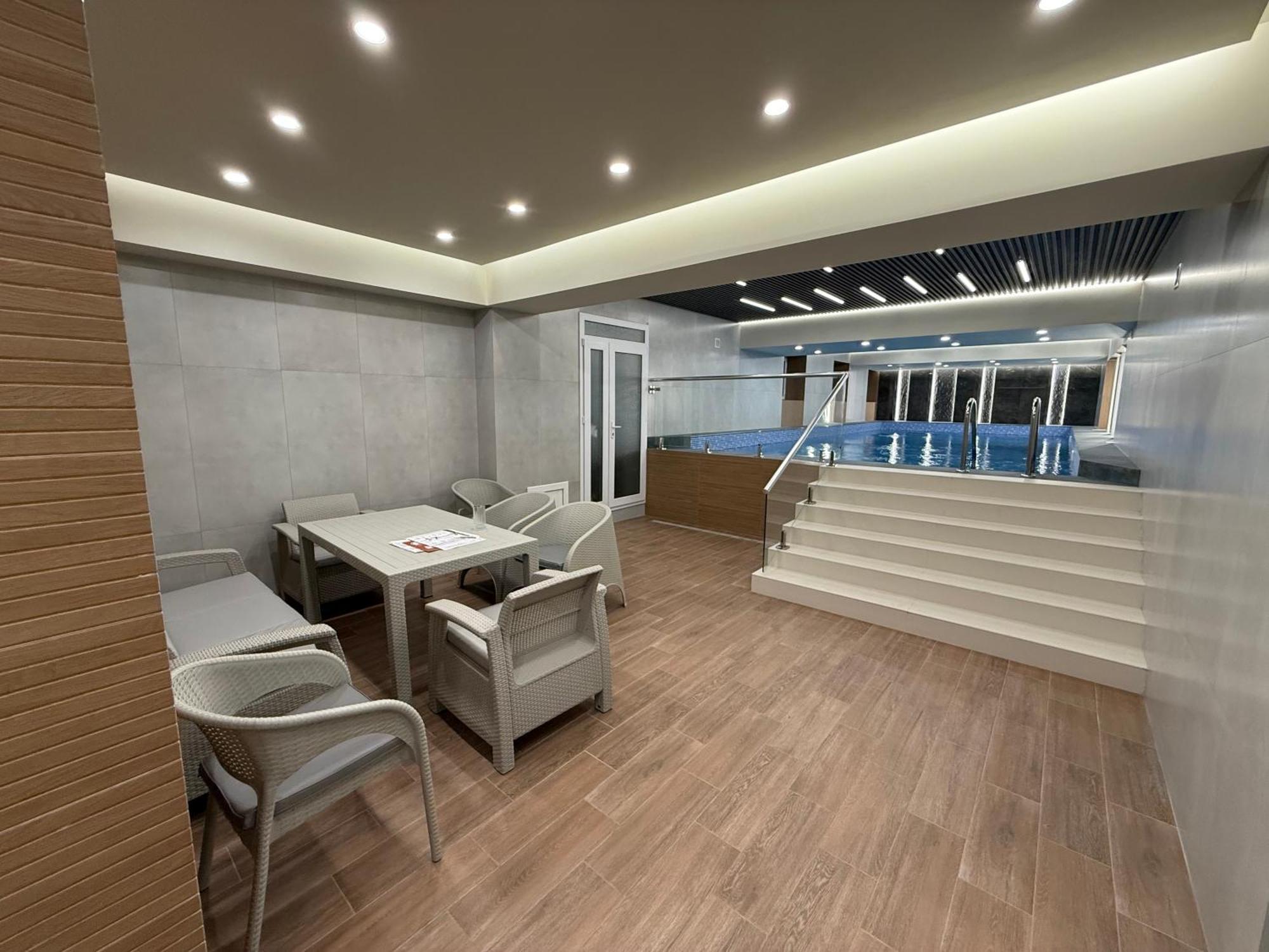 Araks Hotel Complex ギュムリ エクステリア 写真